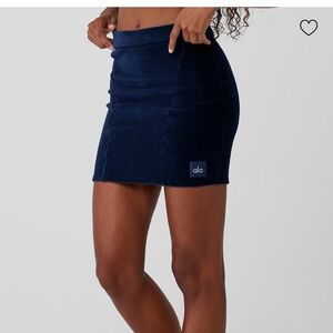 ALO Yoga Deep Blue Mini Skirt cuordory